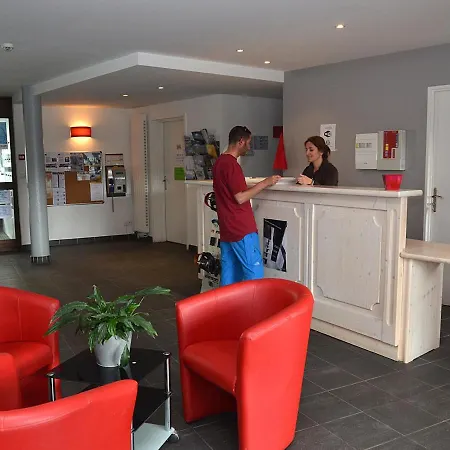 Confortable Avec Parking Et Balcon - Centre Station - Fr-1-425-148 *